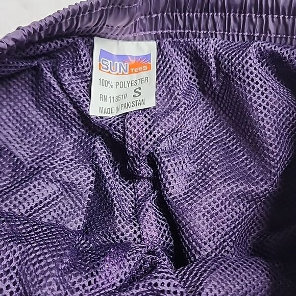 2415 NWT Sun Tees Purple windbreaker shorts Size Small - Picture 4 of 5